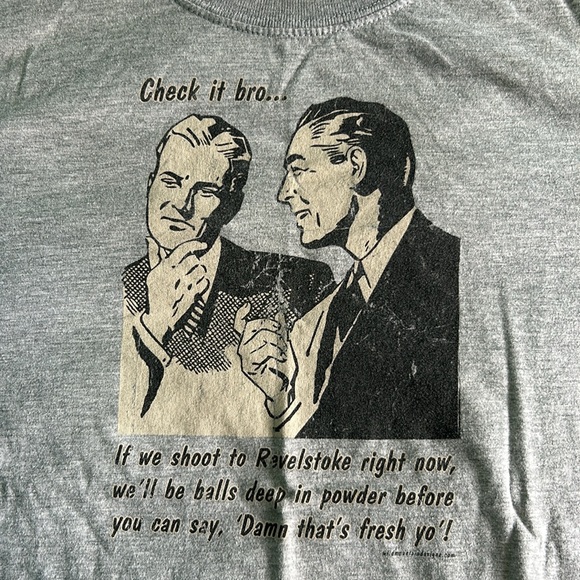 Revelstoke T-Shirt. Mens Medium. Pit-Pit 19”. Gildan Soft Cotton. - Picture 2 of 5